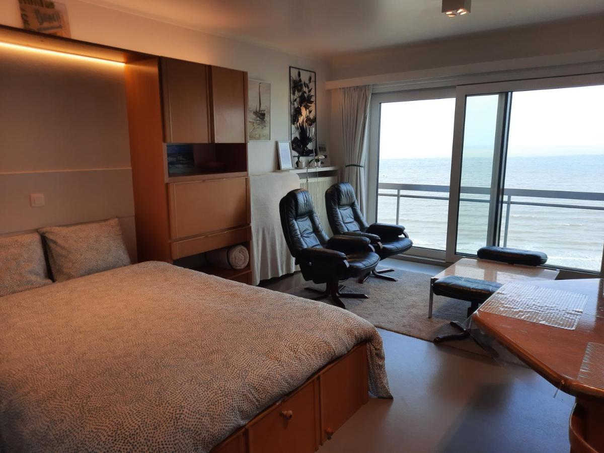 Studio On The Beach With Sea View Мідделкерке Екстер'єр фото