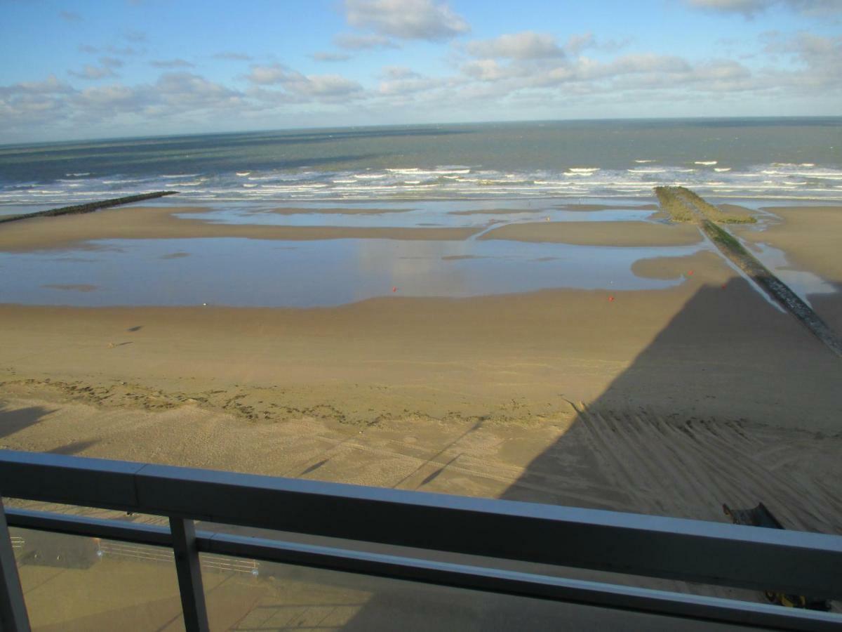 Studio On The Beach With Sea View Мідделкерке Екстер'єр фото