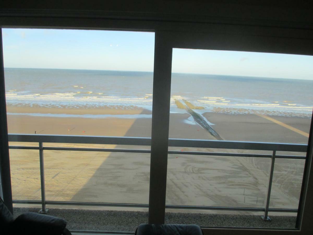 Studio On The Beach With Sea View Мідделкерке Екстер'єр фото